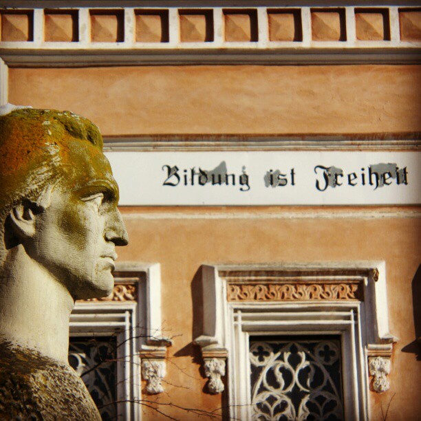 487488_10200215762828987_844834970_n