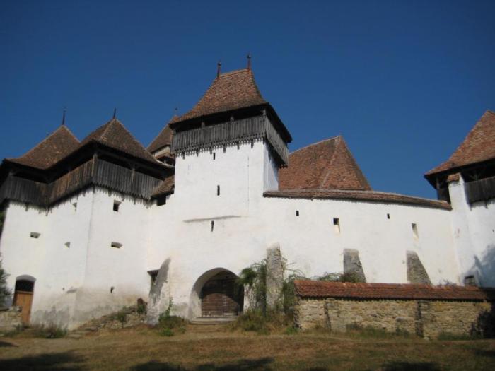 Biserica fortificata din Viscri. Foto: carte de vizita, sursa: pagina de Facebook a emisiunii.