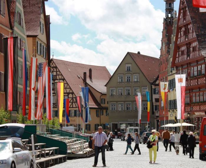 941313_170887756406522_971333852_n