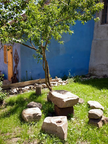 10448770_673063656098827_461336534806433138_n