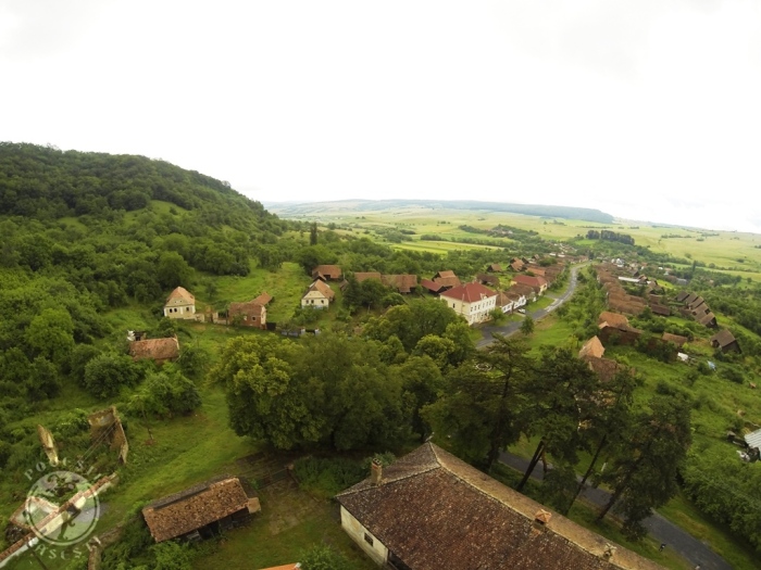Satul Mesendorf vazut de deasupra bisericii fortificate, iunie 2014, Mihaela Kloos