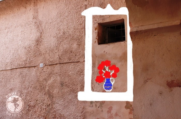 Imaginația și memoria sparg ferestre în ziduri. Foto și "editare": M. Kloos