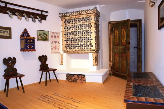 Blick in den Raum „Ländlicher Alltag“ © Siebenbürgisches Museum Gundelsheim 