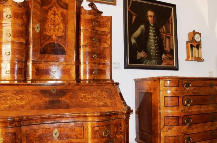 Expoziție dedicată culturii urbane săsești / Blick in den Raum „Stadtkultur“ © Siebenbürgisches Museum Gundelsheim 