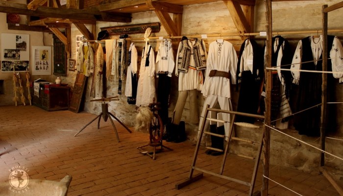 Muzeul din cadrul bisericii fortificate din Axente Sever/Frauendorf