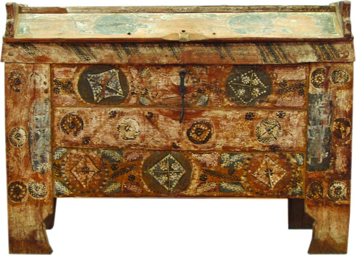 Lada de tip Brădeni, Colecţia Muzeului ASTRA © Muzeul ASTRA Sibiu