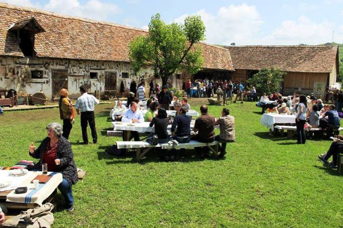 1454945_1122664751080657_9070669300538829674_n